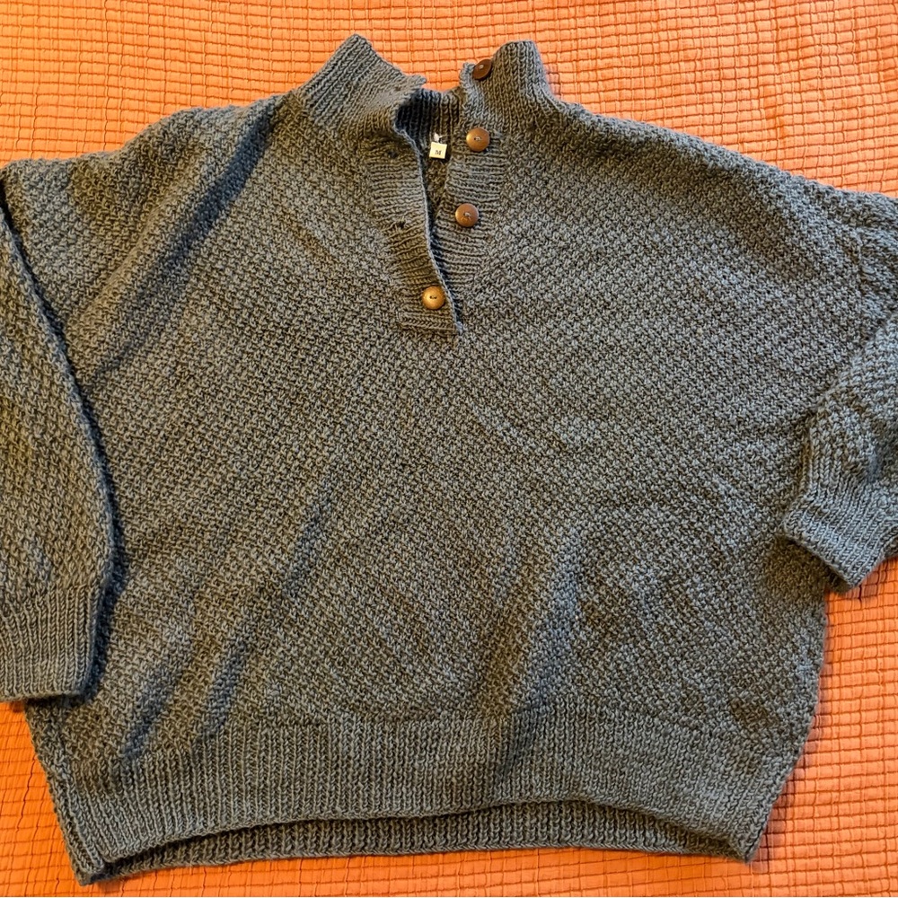 Oversized Wool Pull-Over Sweater
